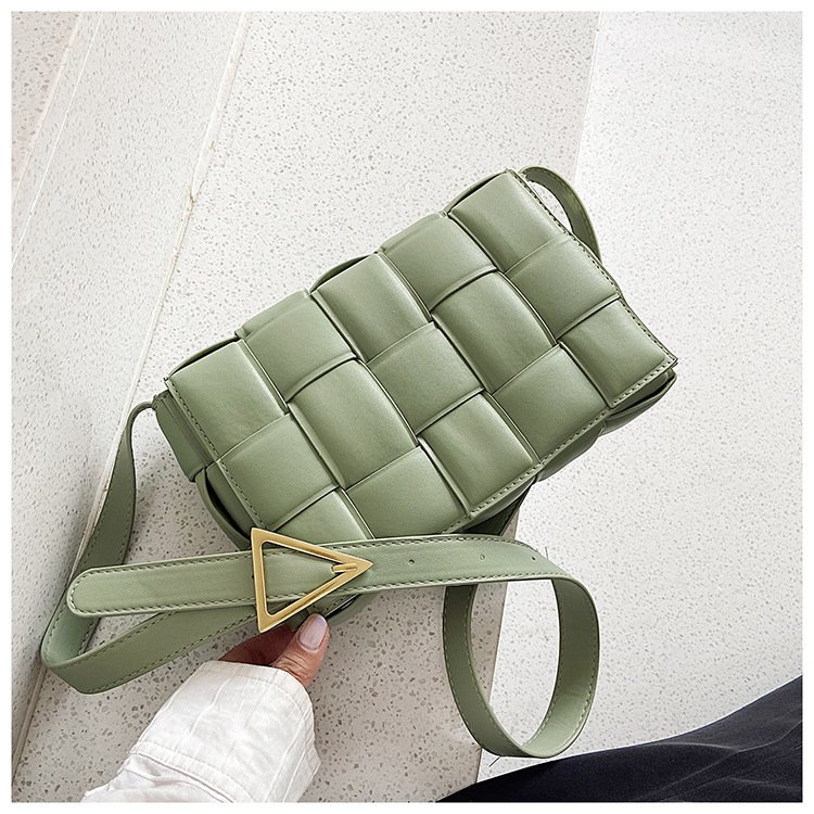 All-Match Woven One-Shoulder Messenger Bag - Image 5