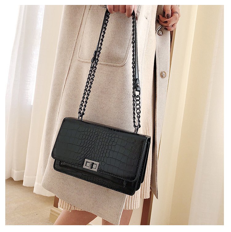 European and America Pattern Chain Small Square Bag - Image 2
