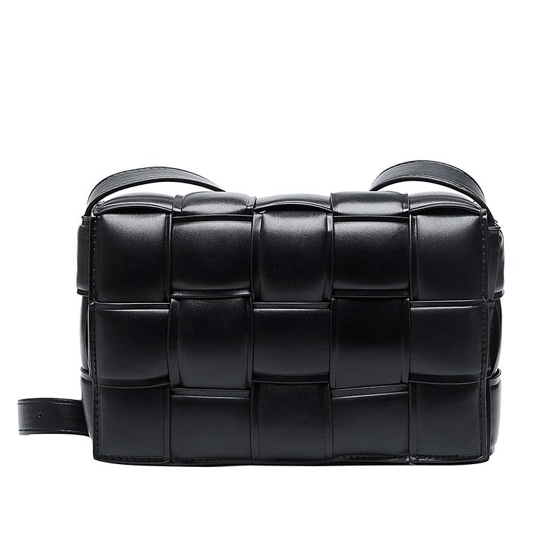 All-Match Woven One-Shoulder Messenger Bag - Image 9