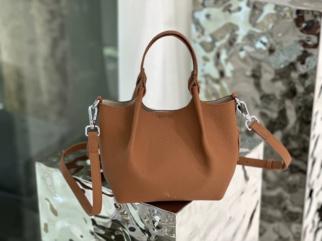 Premium First-layer Cowhide Handbag For Women, Summer Large-capacity Commuter Tote, Shoulder And Crossbody Bag - Image 4