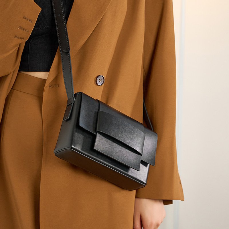 Neutral Soft Leather Woven Small Square Bag - Image 4