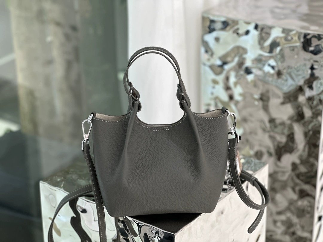 Premium First-layer Cowhide Handbag For Women, Summer Large-capacity Commuter Tote, Shoulder And Crossbody Bag - Image 5