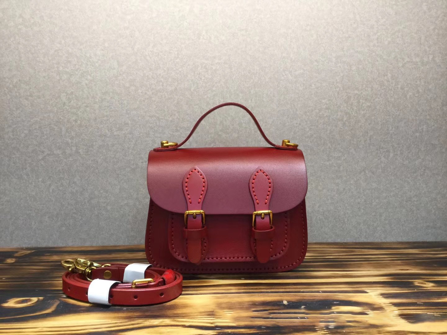 Vintage Tree Cream Leather Portable Messenger Bag - Image 3
