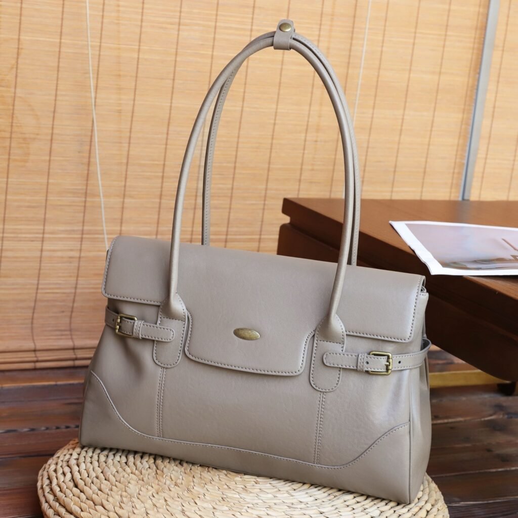 Hot-selling First-layer Cowhide Large-capacity Tote Bag For Women, New Commuter Style, Versatile Single-shoulder Underarm Bag